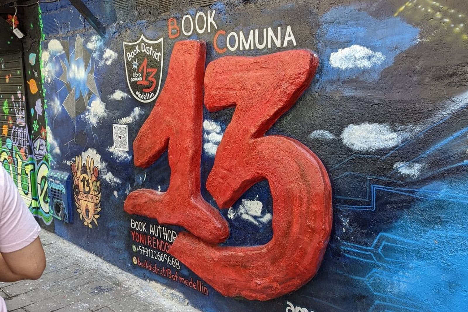 Comuna 13 Graffiti Tour — miniatura 3